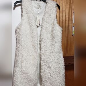 New With Tags Simply Noelle Faux Fur Sherpa Lon Open Front Vest Cardigan White